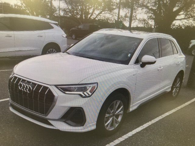 2024 Audi Q3 S Line Premium