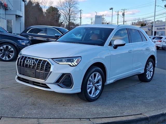 2024 Audi Q3 S Line Premium