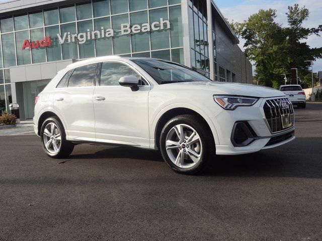 2024 Audi Q3 S Line Premium