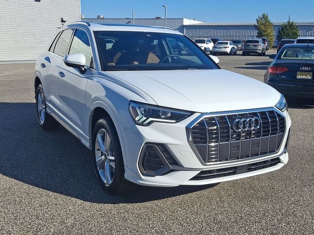 2024 Audi Q3 S Line Premium