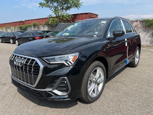 2024 Audi Q3 S Line Premium