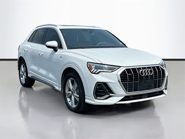2024 Audi Q3 S Line Premium