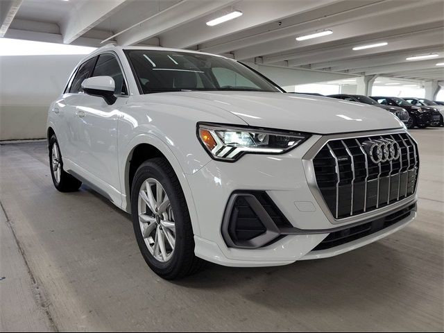 2024 Audi Q3 S Line Premium