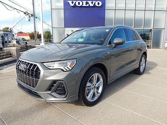 2024 Audi Q3 S Line Premium