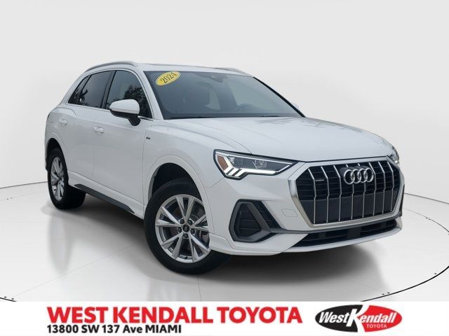 2024 Audi Q3 S Line Premium