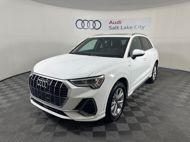 2024 Audi Q3 S Line Premium