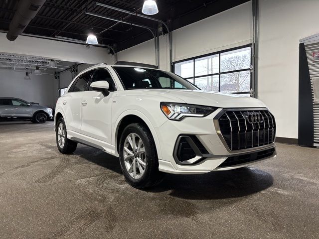 2024 Audi Q3 S Line Premium