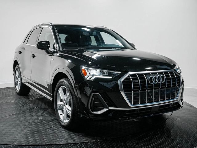 2024 Audi Q3 S Line Premium