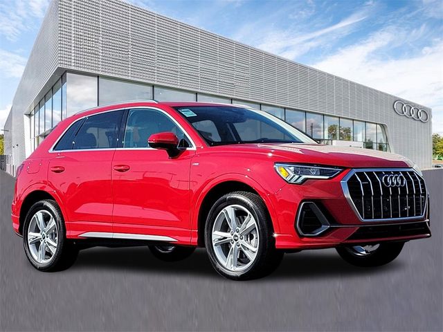 2024 Audi Q3 S Line Premium