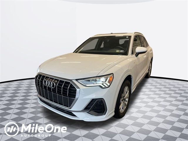 2024 Audi Q3 S Line Premium