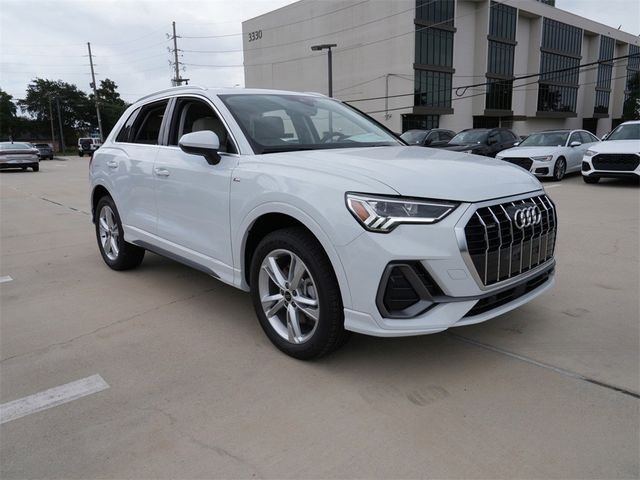 2024 Audi Q3 S Line Premium