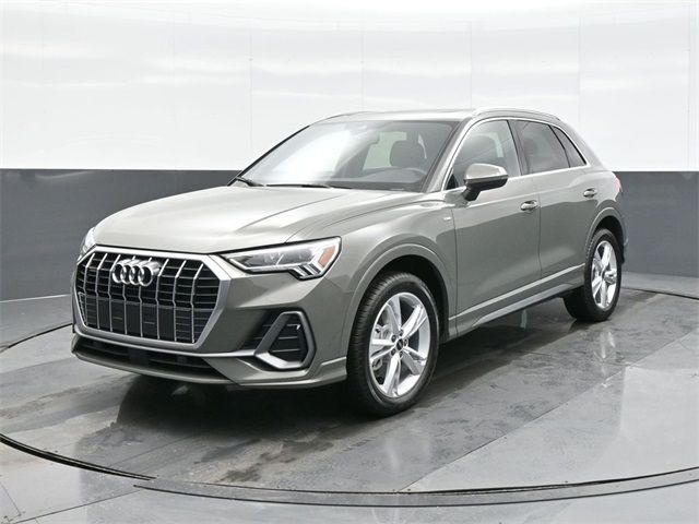 2024 Audi Q3 S Line Premium