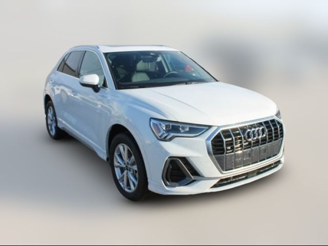 2024 Audi Q3 S Line Premium