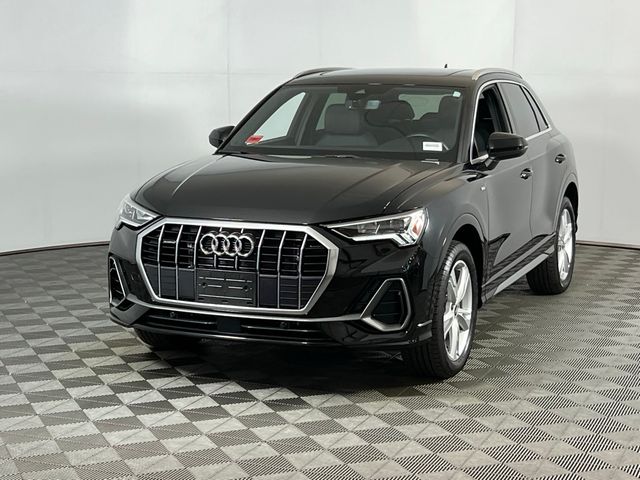 2024 Audi Q3 S Line Premium