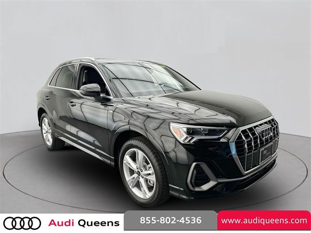 2024 Audi Q3 S Line Premium