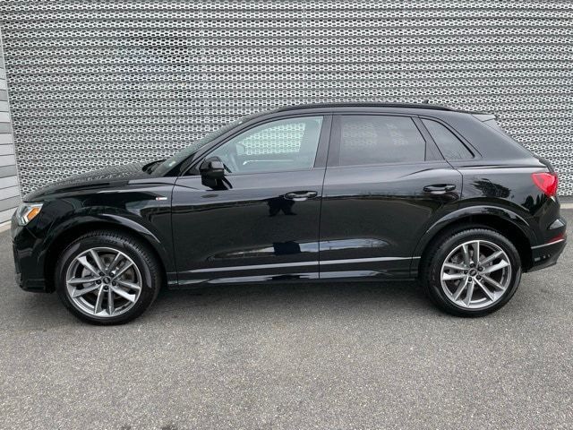 2024 Audi Q3 S Line Premium