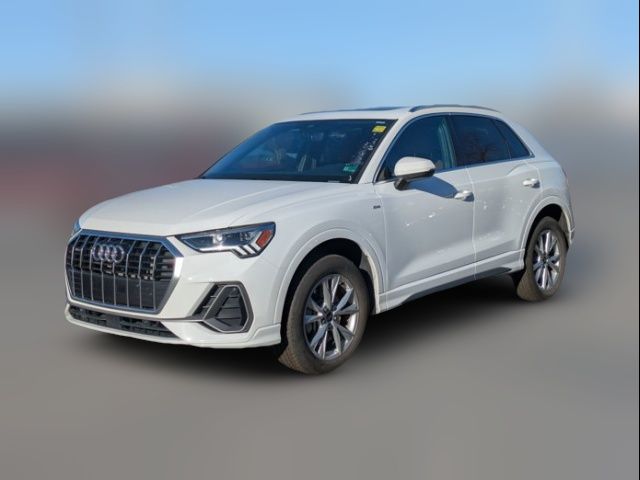 2024 Audi Q3 S Line Premium