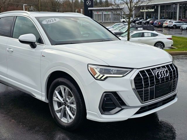 2024 Audi Q3 S Line Premium