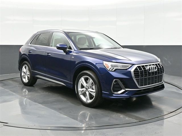 2024 Audi Q3 S Line Premium