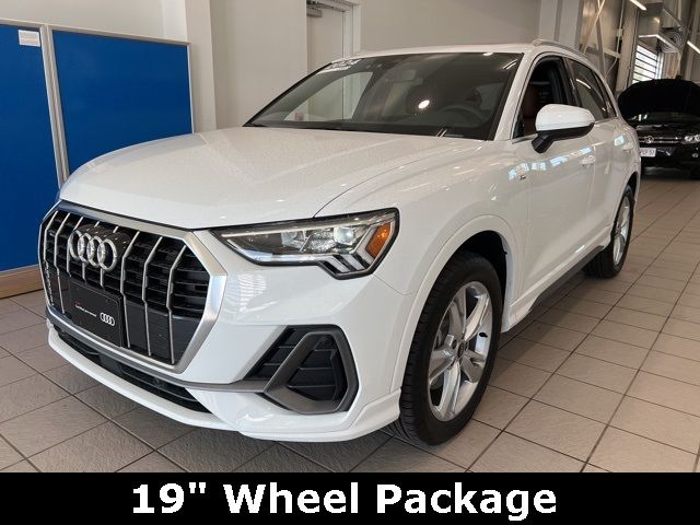 2024 Audi Q3 S Line Premium