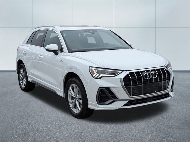 2024 Audi Q3 S Line Premium