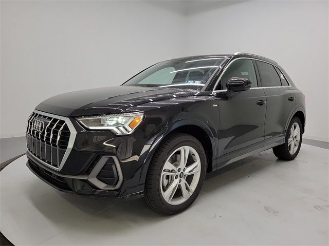 2024 Audi Q3 S Line Premium