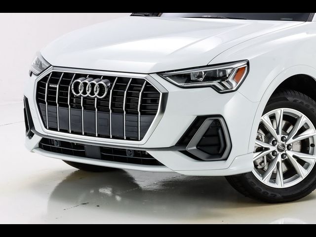 2024 Audi Q3 S Line Premium