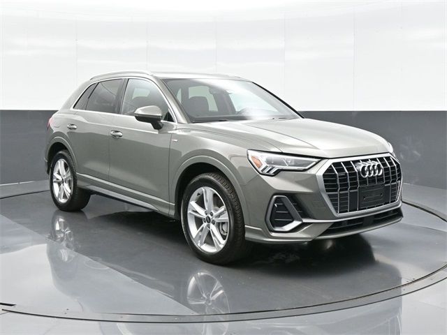 2024 Audi Q3 S Line Premium