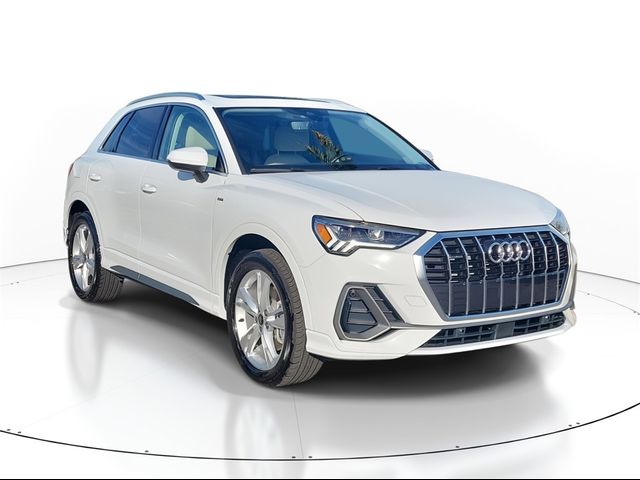 2024 Audi Q3 S Line Premium