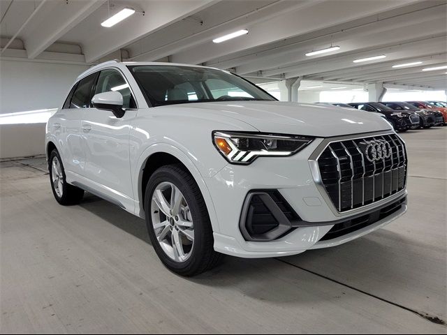 2024 Audi Q3 S Line Premium