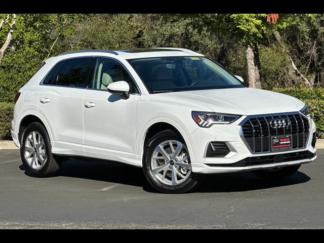 2024 Audi Q3 Premium