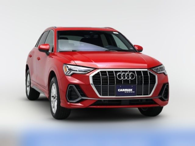2024 Audi Q3 S Line Premium