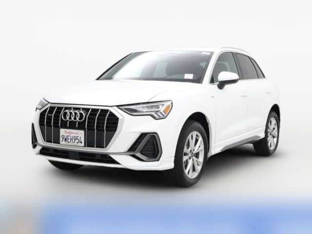 2024 Audi Q3 S Line Premium