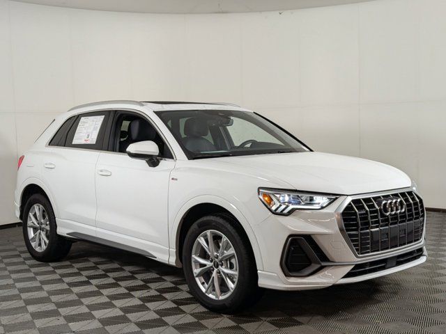 2024 Audi Q3 S Line Premium