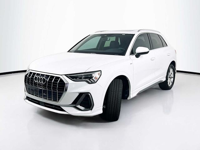 2024 Audi Q3 S Line Premium