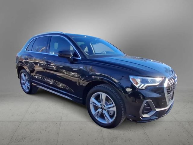 2024 Audi Q3 S Line Premium