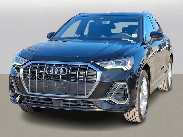 2024 Audi Q3 S Line Premium