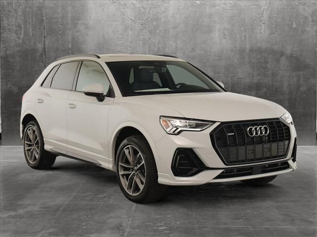 2024 Audi Q3 S Line Premium