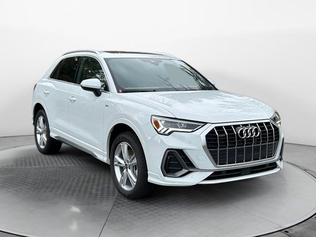 2024 Audi Q3 S Line Premium