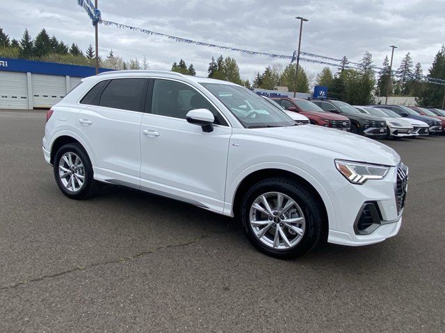 2024 Audi Q3 S Line Premium