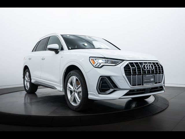 2024 Audi Q3 S Line Premium