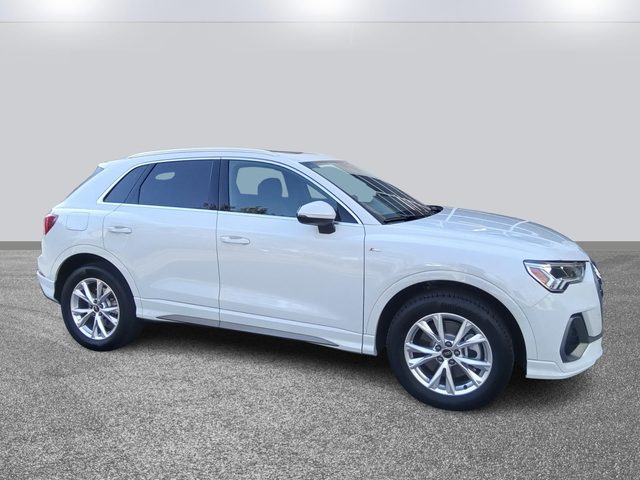 2024 Audi Q3 S Line Premium