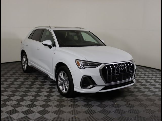 2024 Audi Q3 S Line Premium