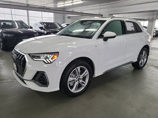 2024 Audi Q3 S Line Premium