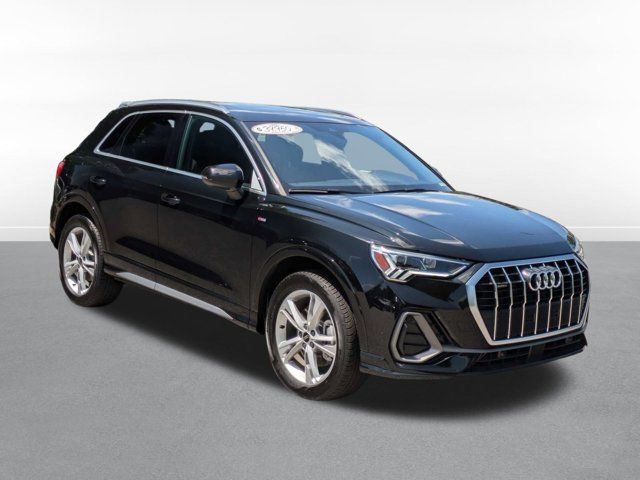 2024 Audi Q3 S Line Premium