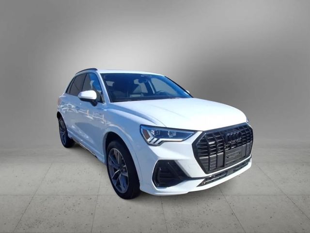 2024 Audi Q3 S Line Premium