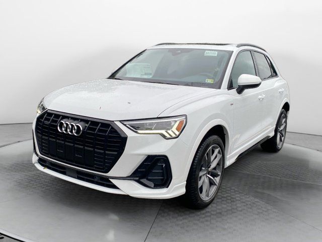 2024 Audi Q3 S Line Premium