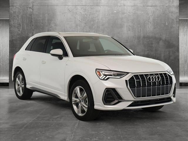 2024 Audi Q3 S Line Premium