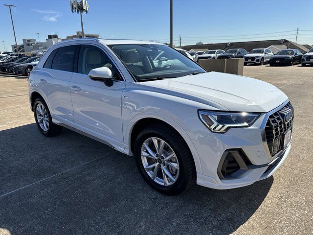 2024 Audi Q3 S Line Premium