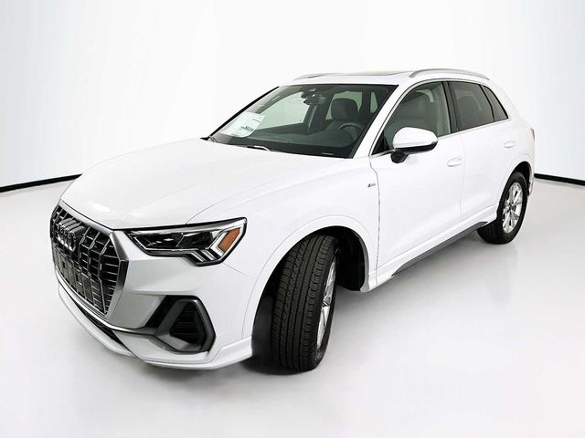 2024 Audi Q3 S Line Premium